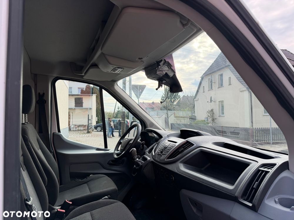 Ford Transit - 10