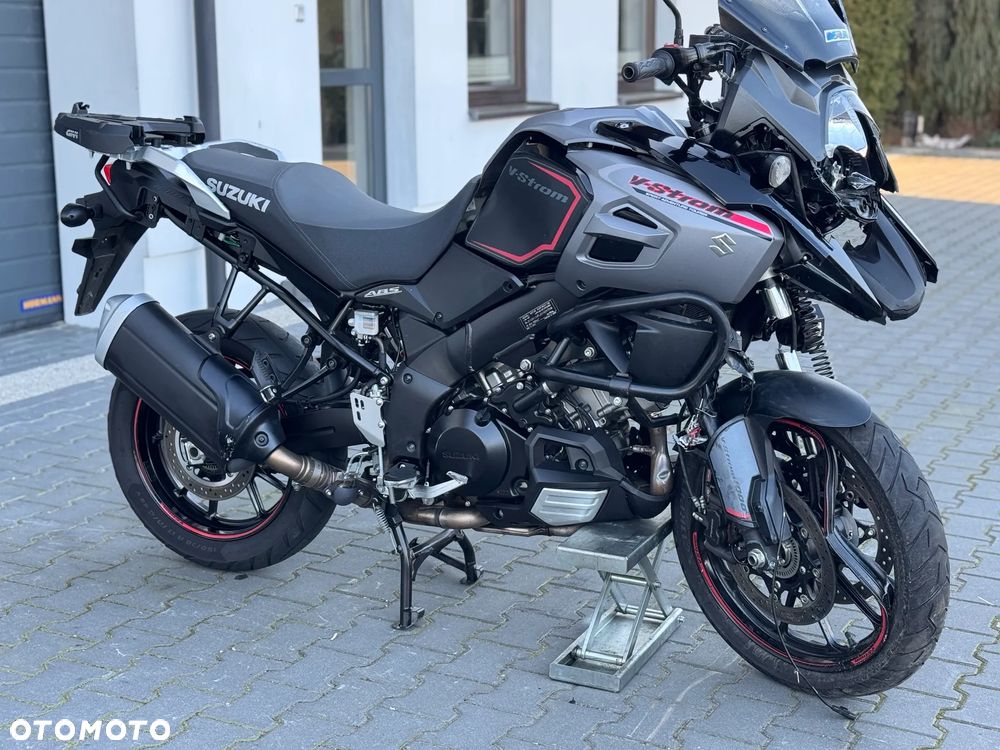 Suzuki V-STROM