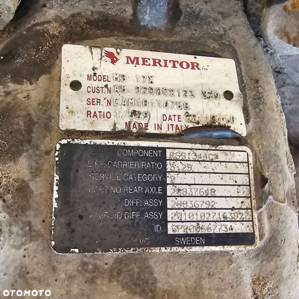 MOST TYLNY VOLVO FE 300 MS17X 1/529 MS 17X - 6