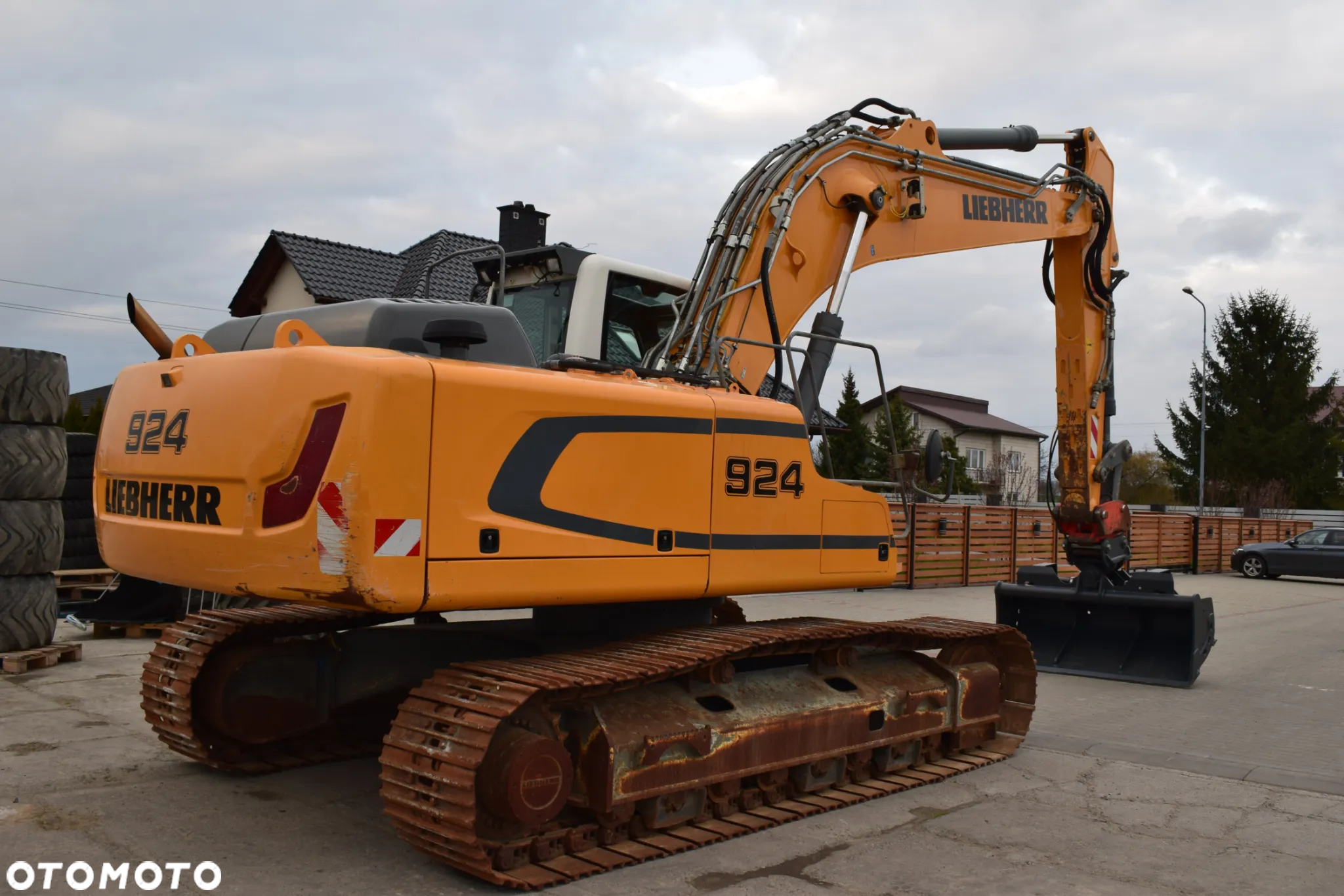 Liebherr R924 Rok 2014 - 7