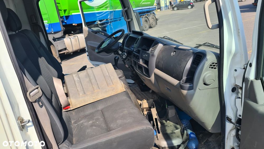 Nissan CABSTAR NT400 - 19