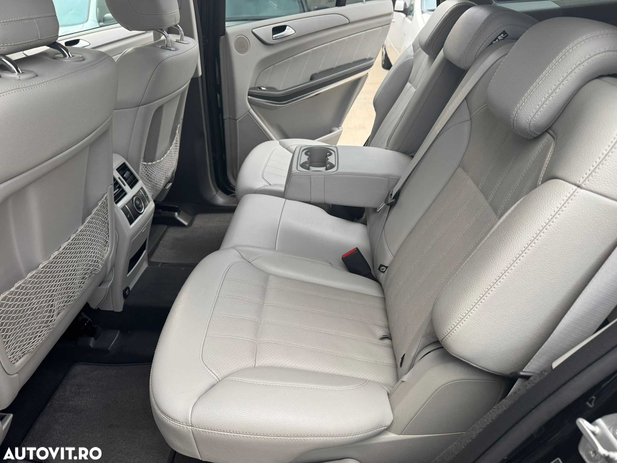 Mercedes-Benz GL 350 4MATIC BlueTec Aut. - 12