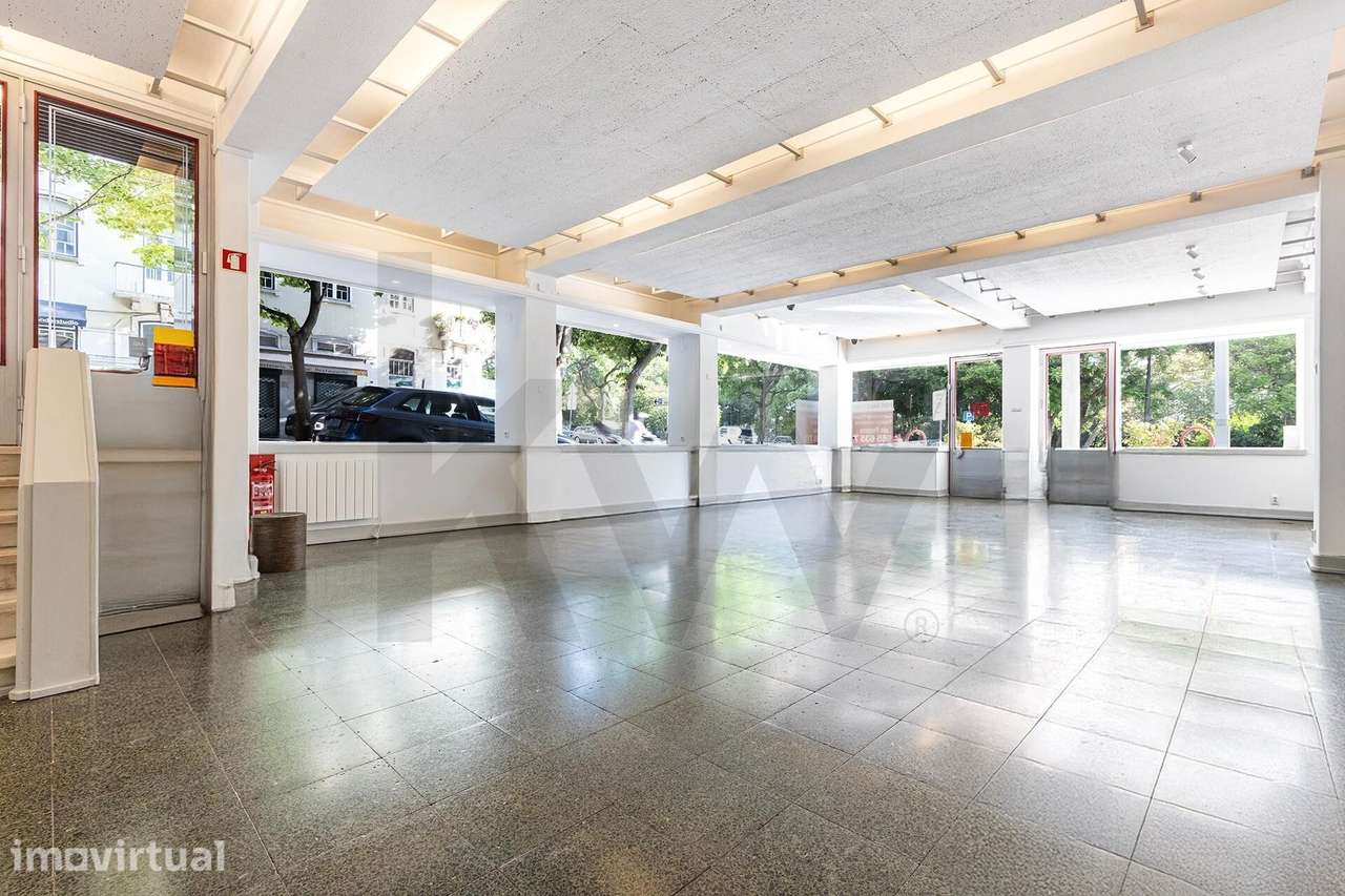 Rua Castilho - Loja de esquina com 326 m2 em Zona Prime de Lisboa para - Grande imagem: 2/30