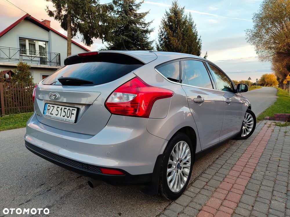 Ford Focus 1.6 EcoBoost Titanium - 4