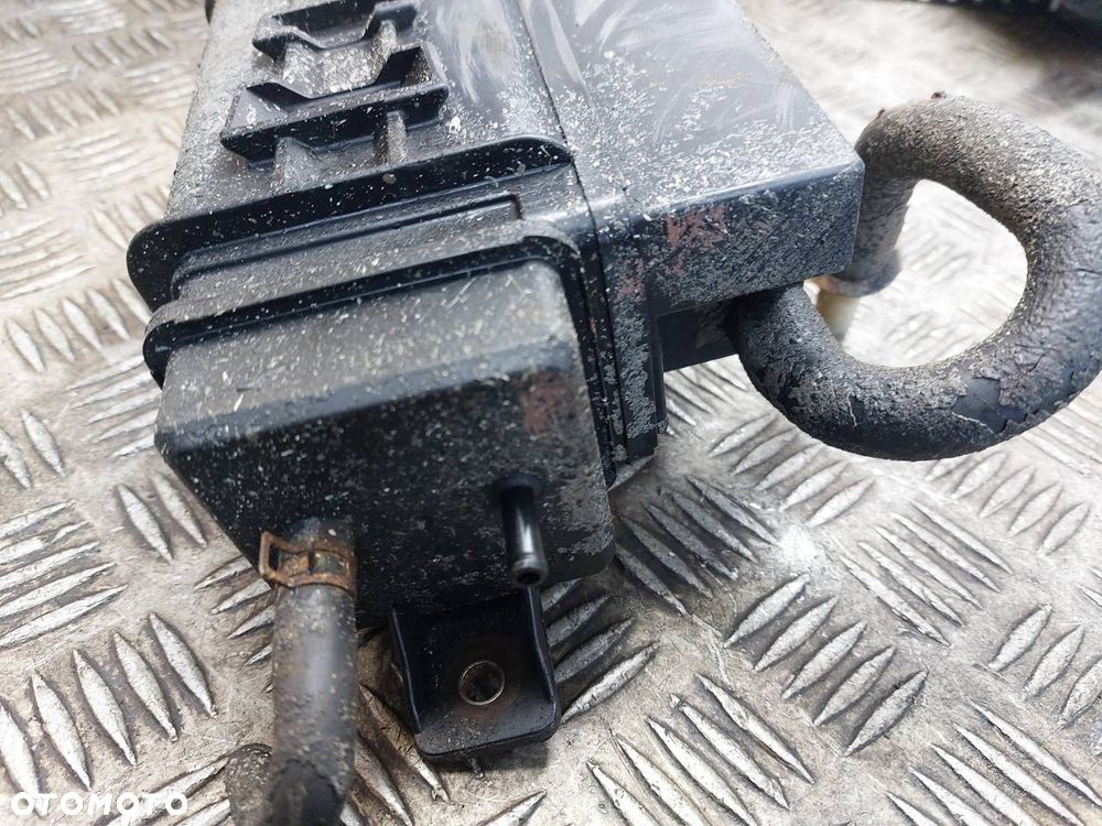 FILTR WĘGLOWY HONDA FR-V I 2.0 16V - 4