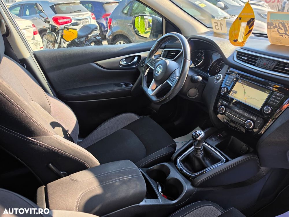 Nissan Qashqai - 12
