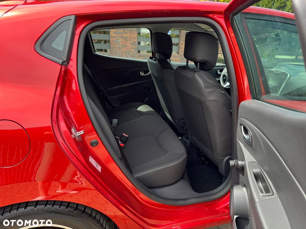Renault Clio - 12