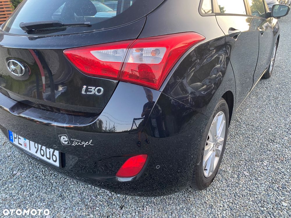 Hyundai i30 1.4 Premium - 12