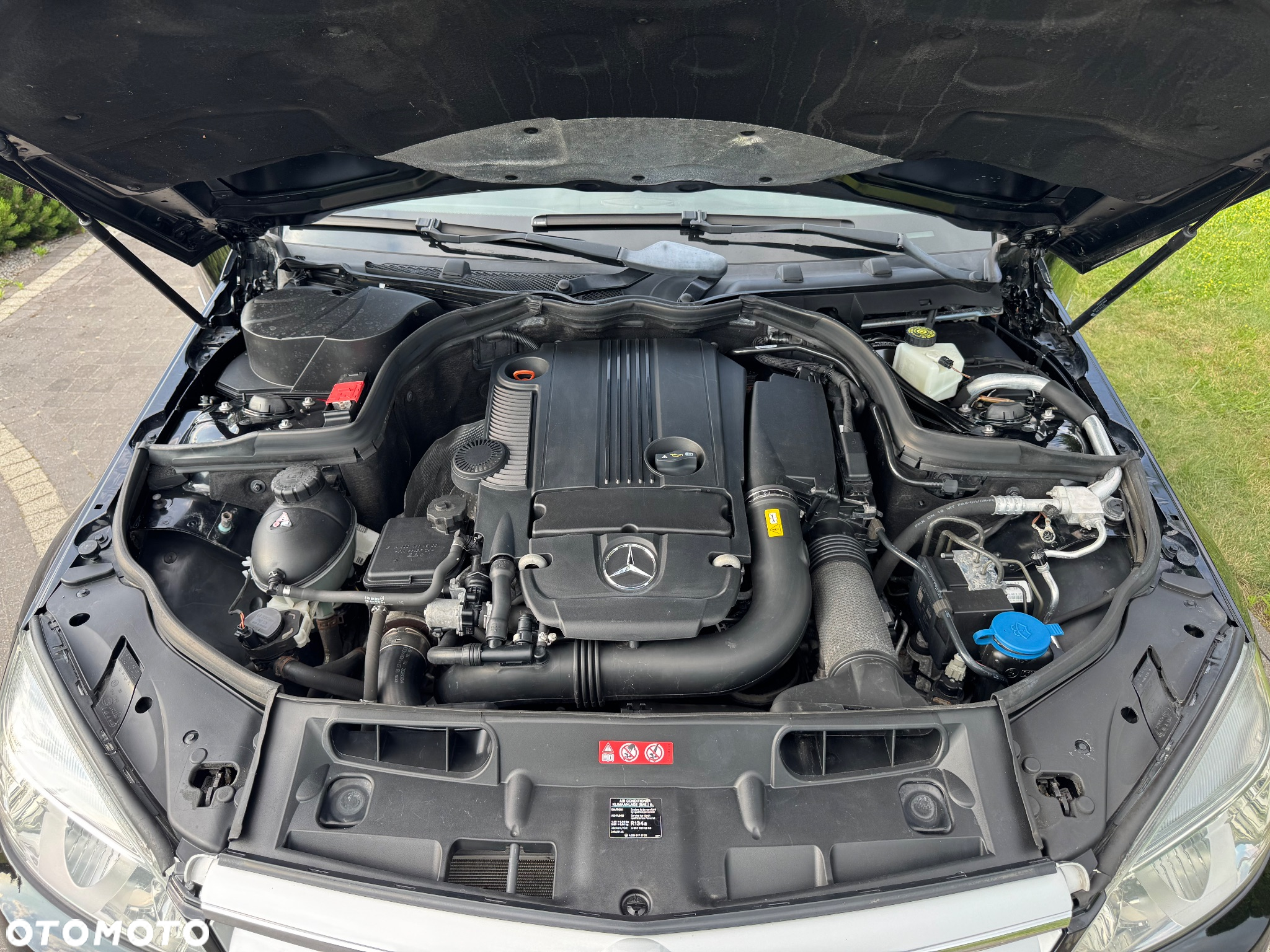 Mercedes-Benz Klasa C 180 T CGI Automatik BlueEFFICIENCY - 10
