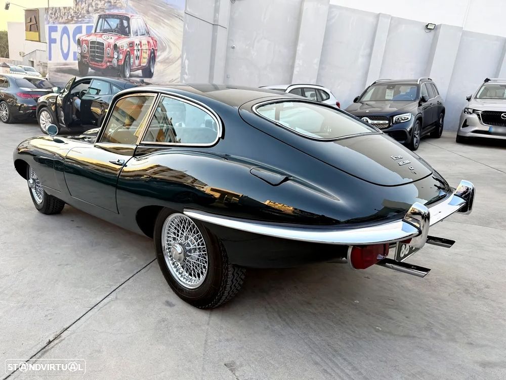 Jaguar E-Type - 5