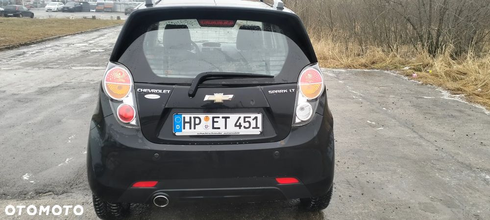 Chevrolet Spark - 28