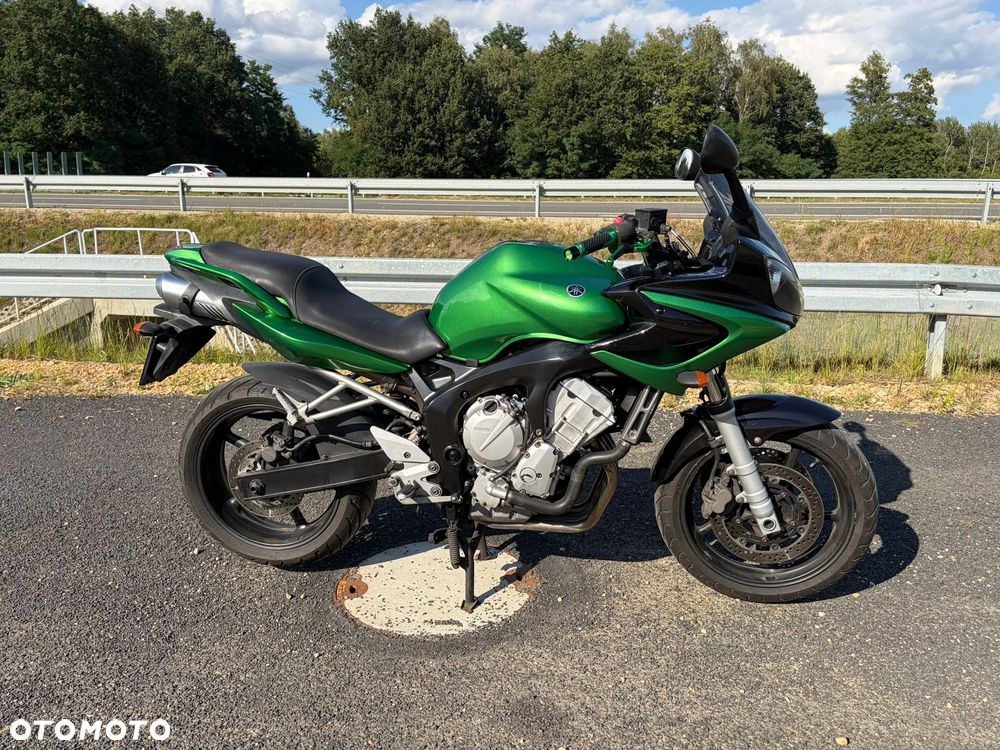 Yamaha FZ6 - 3