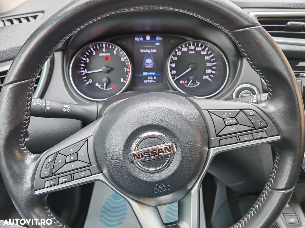 Nissan Qashqai 1.3 DIG-T N-CONNECTA - 9