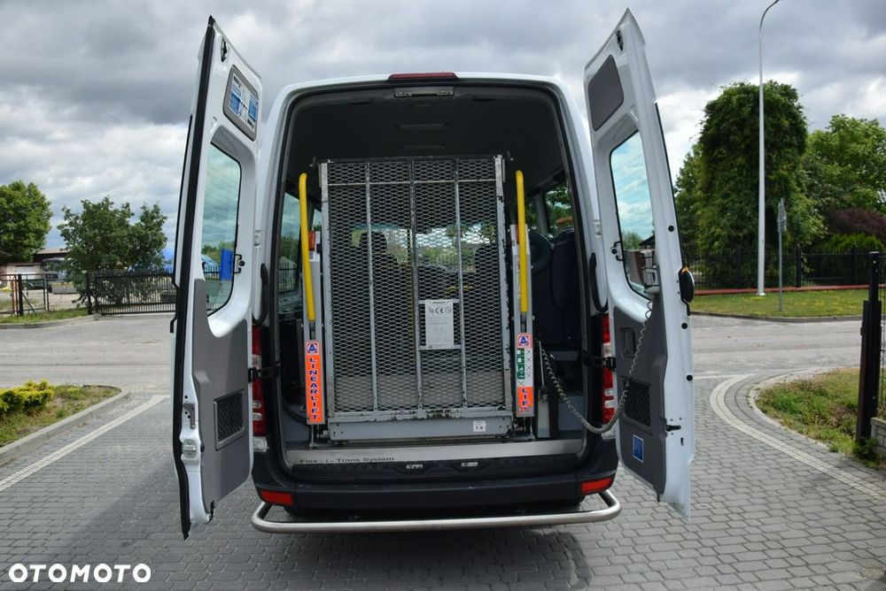 Mercedes-Benz Sprinter - 20