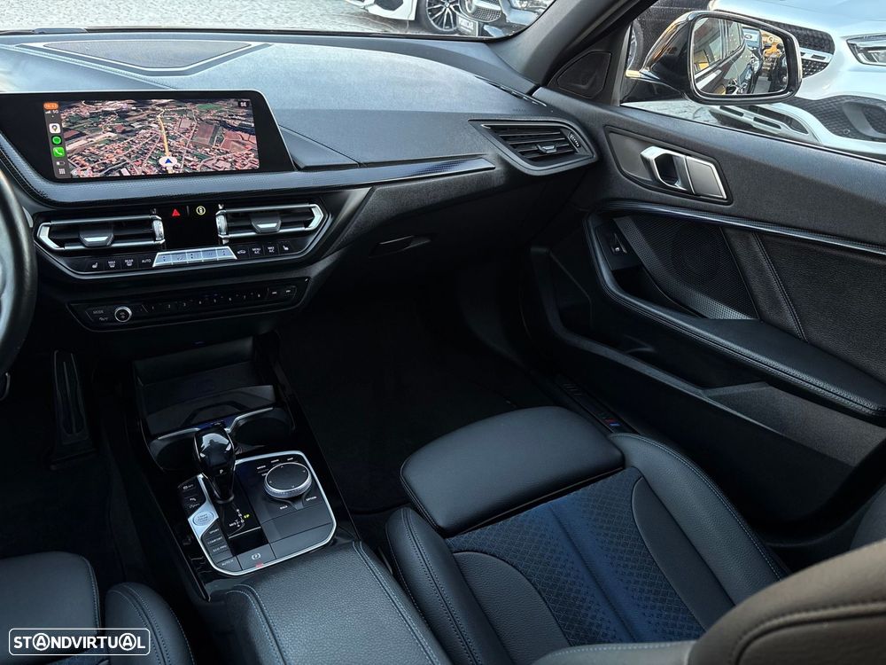 BMW 118 i Pack Desportivo M Auto - 12