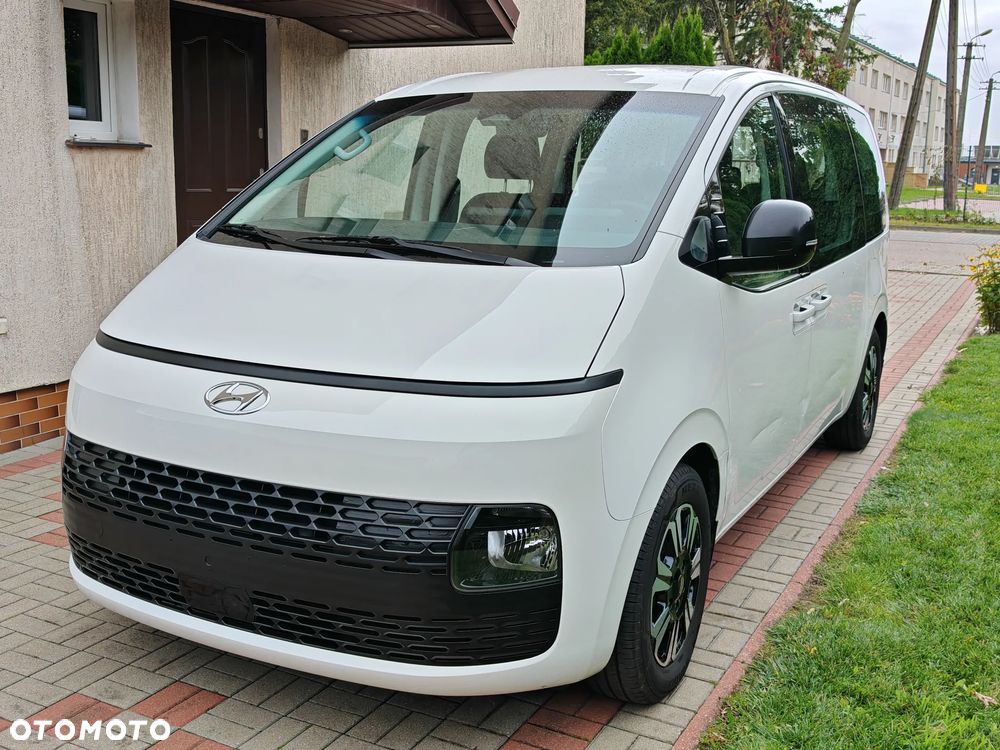 Hyundai Staria - 3