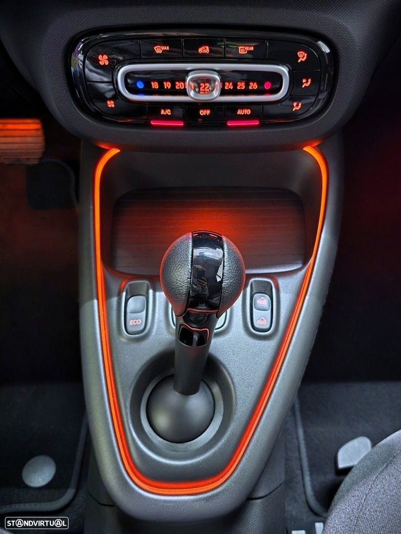 Smart Fortwo Cabrio EQ Passion - 21