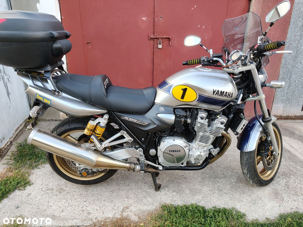 Yamaha XJR - 2