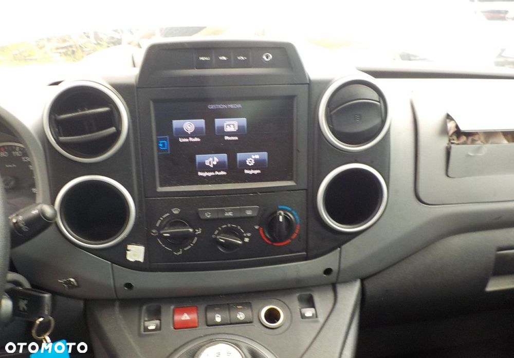 Peugeot Partner - 32