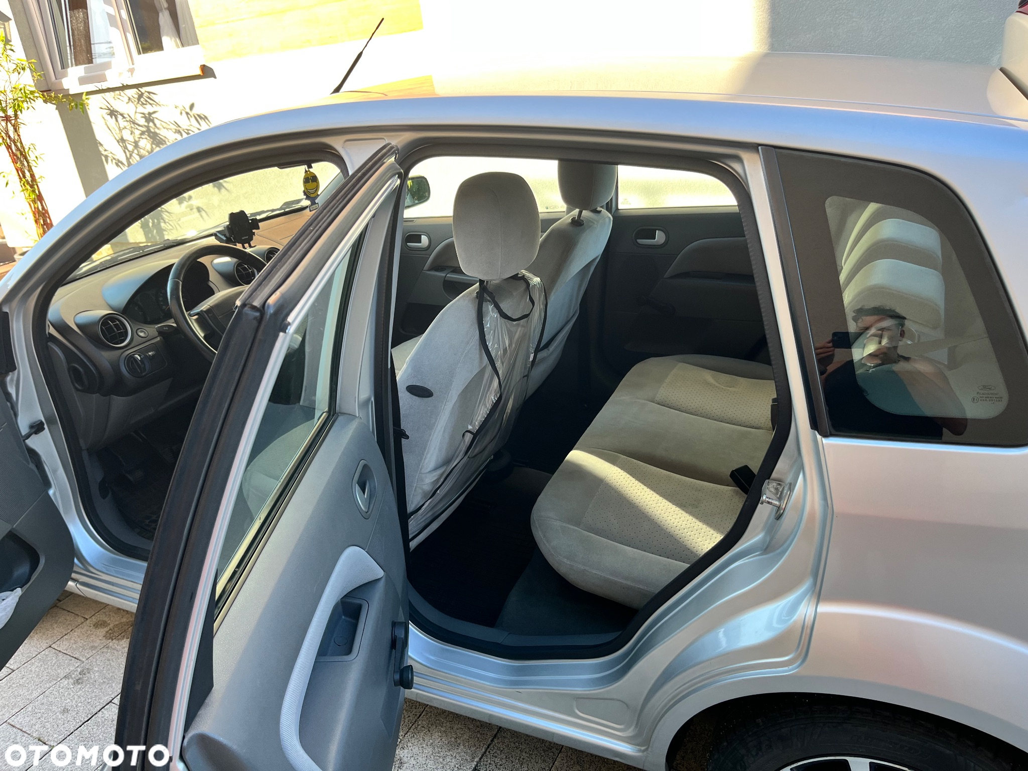 Ford Fiesta 1.3 Ghia - 8