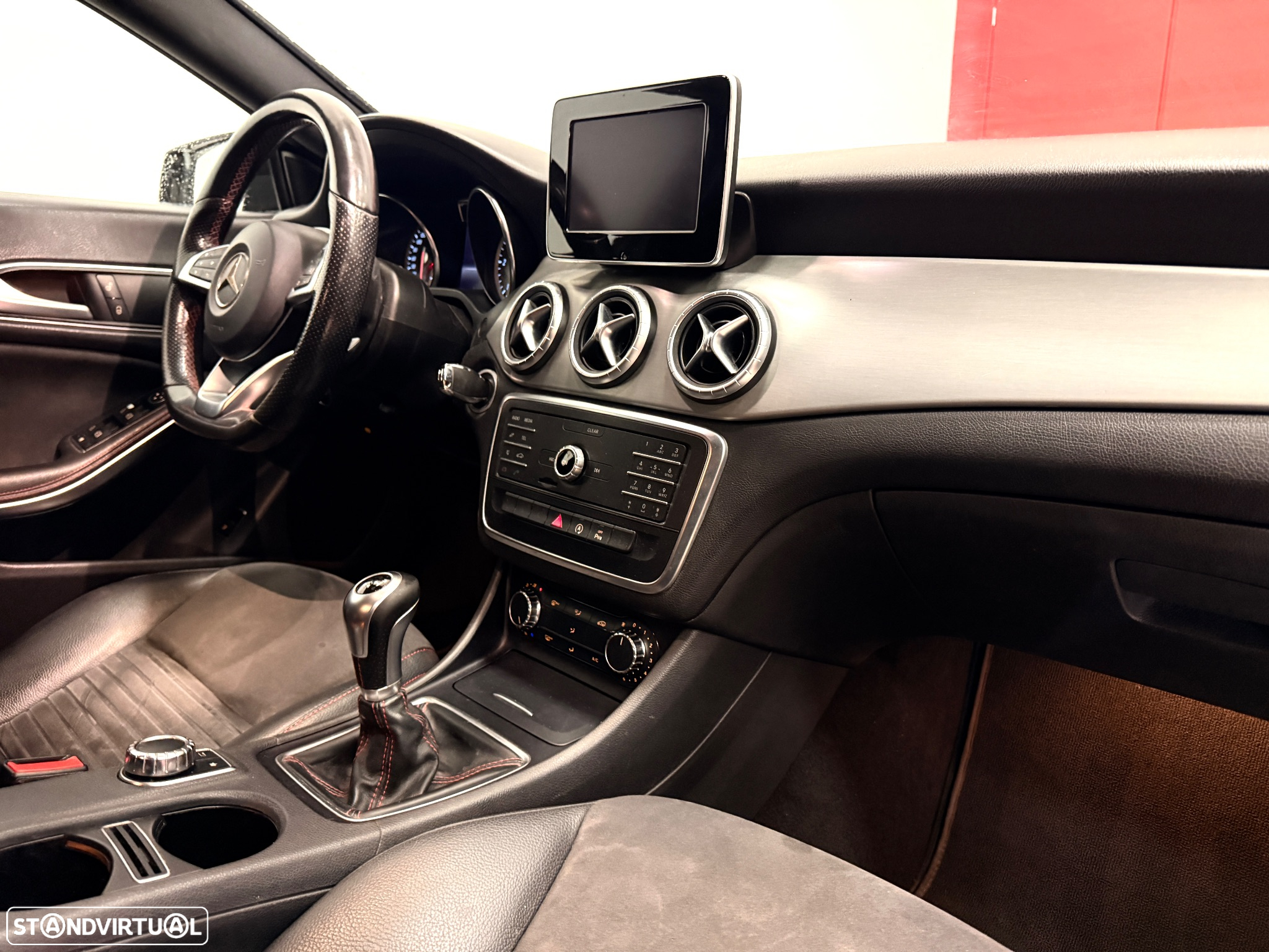 Mercedes-Benz CLA 200 CDi AMG Line - 11
