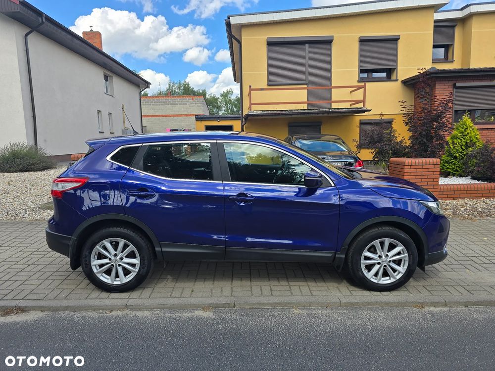 Nissan Qashqai 1.2 DIG-T N-Connecta EU6 - 10