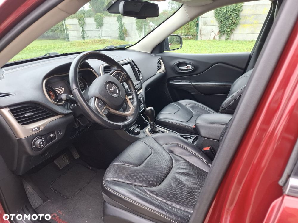 Jeep Cherokee - 7