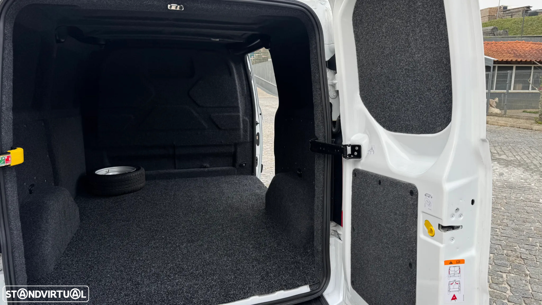 Ford Transit Custom L2 H1 - 18