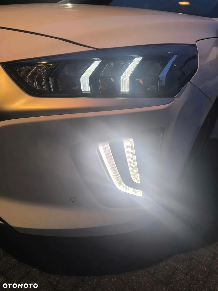 Hyundai IONIQ Plug-in hybrid Premium - 14
