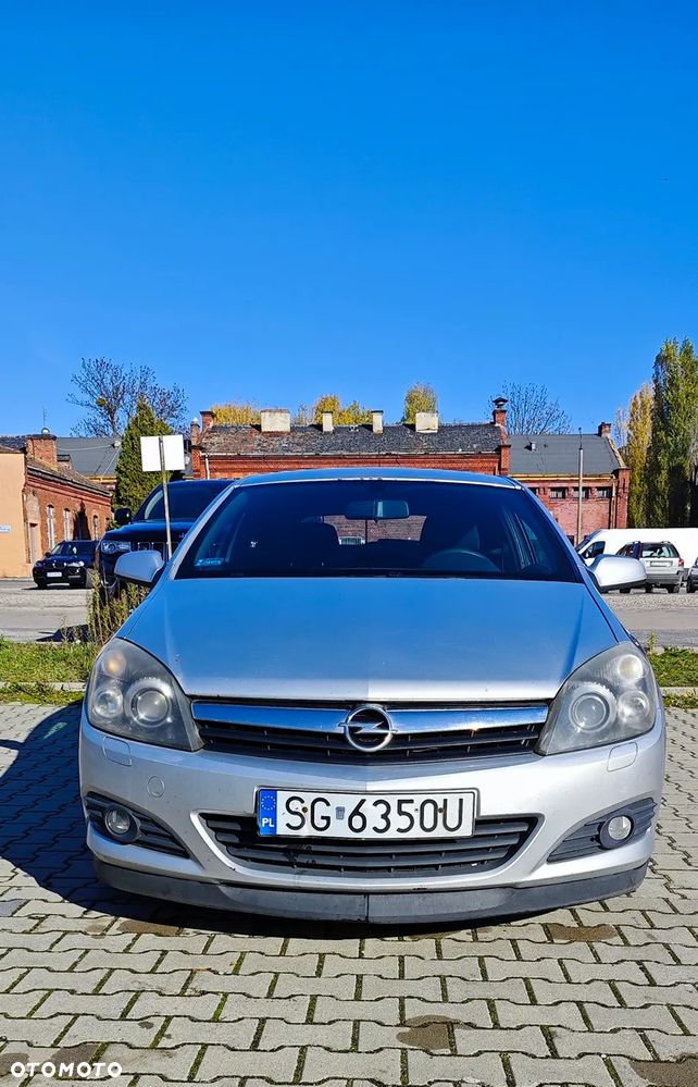 Opel Astra III GTC 1.9 CDTI Enjoy - 1