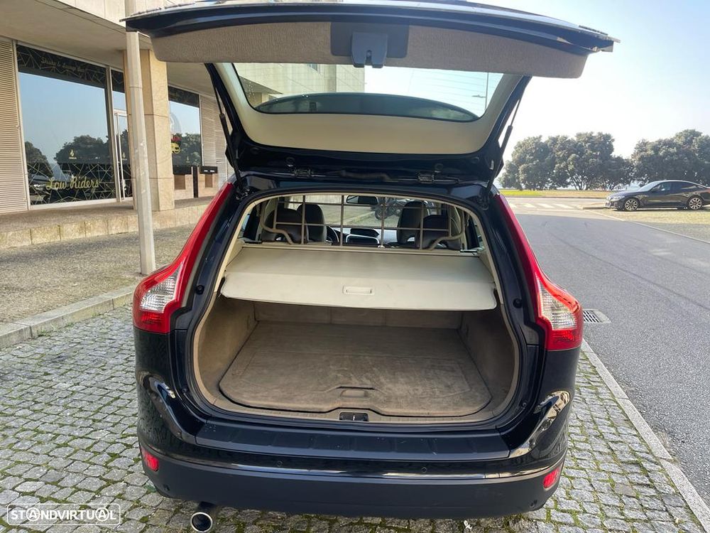 Volvo XC 60 D5 Summum Geartronic - 5