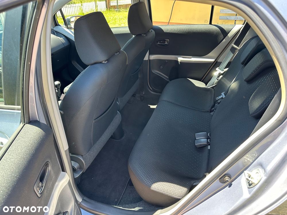 Toyota Yaris 1.33 VVT-i Life - 19