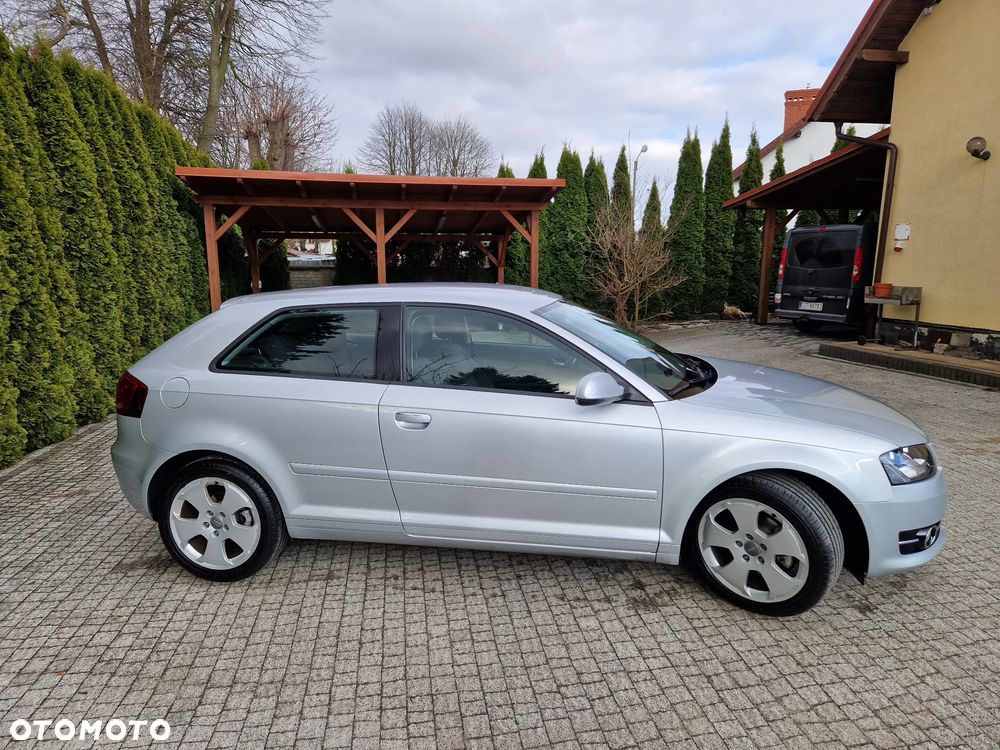 Audi A3 3-drzwiowe 1.4T FSI Ambiente - 5