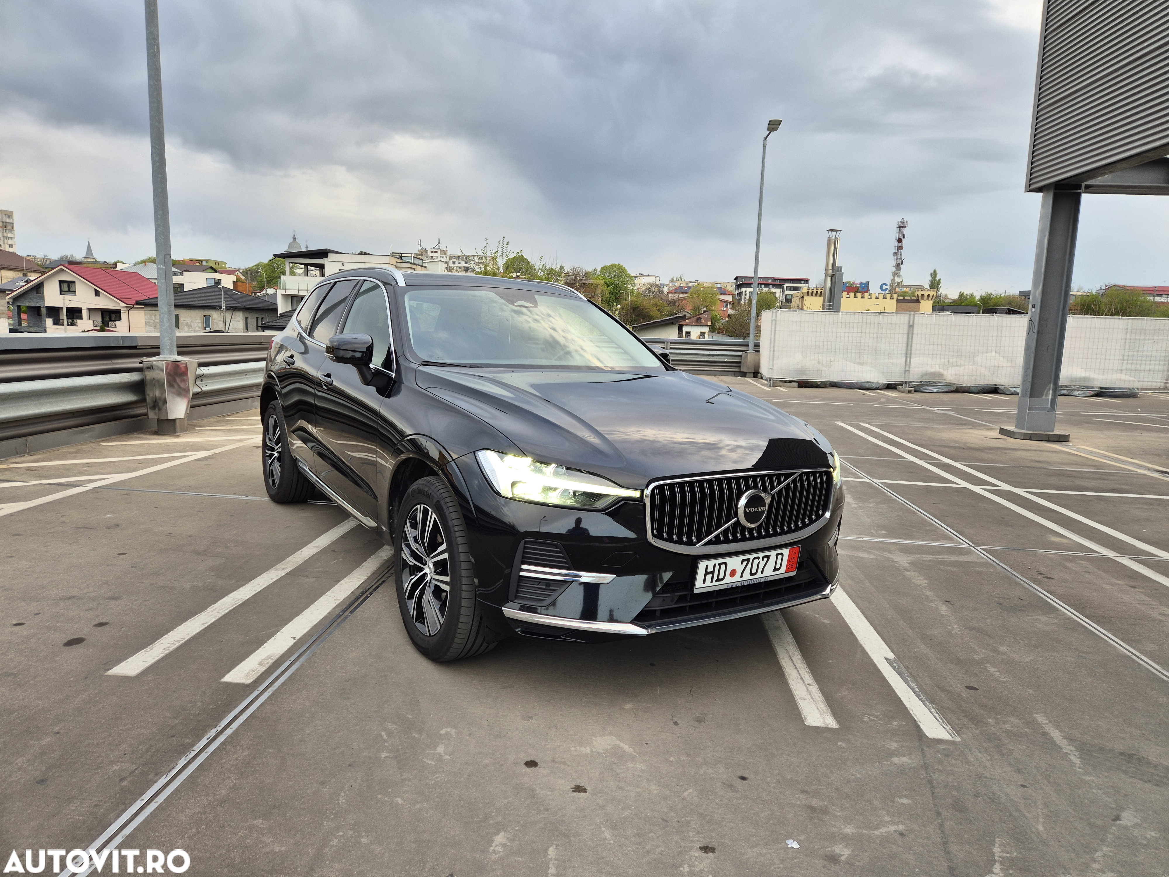 Volvo XC 60 B4 MHEV Inscription - 4