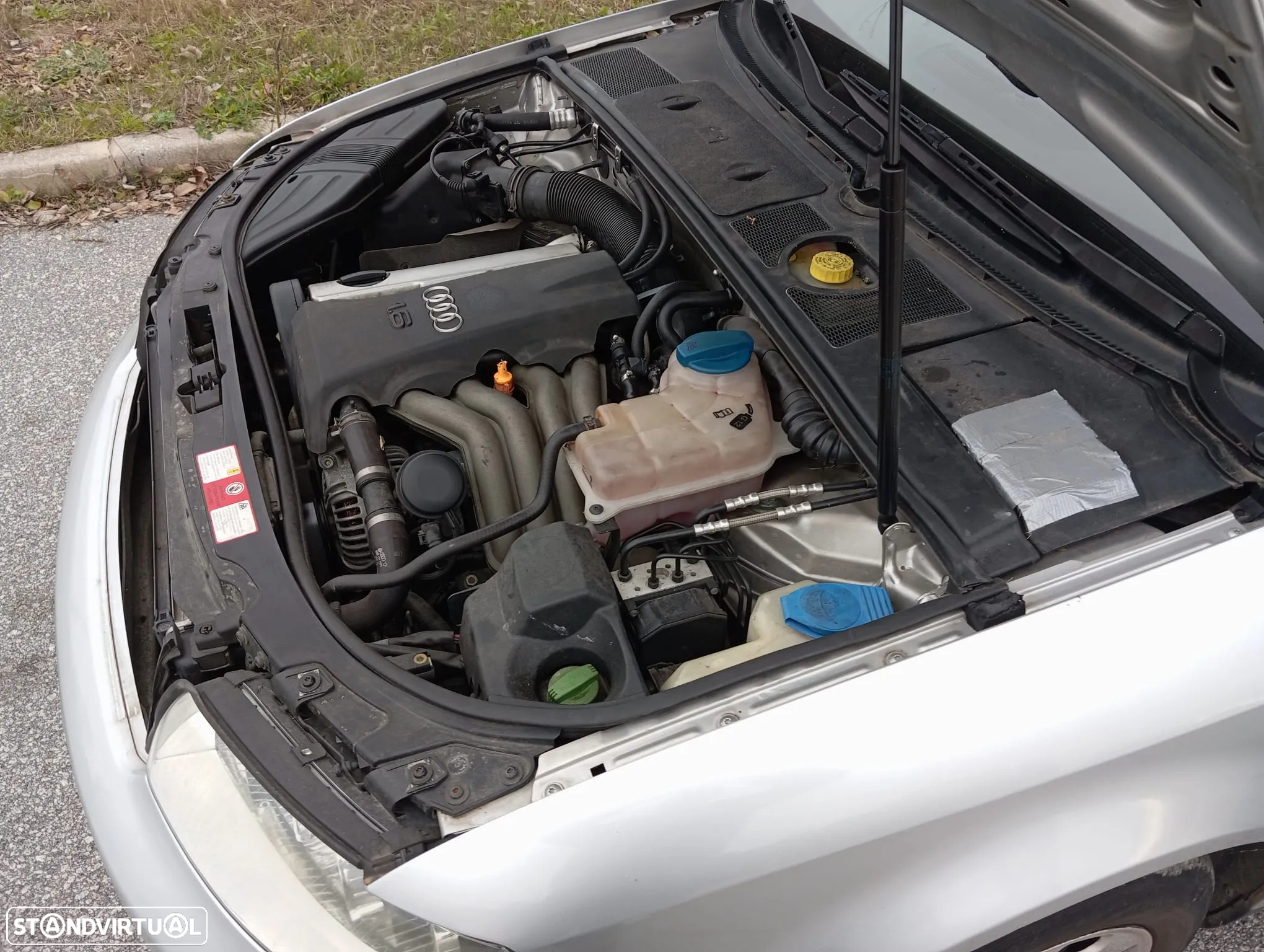 Audi A4 1.6 - 9