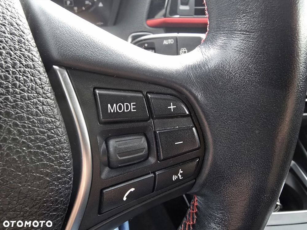 BMW Seria 1 118i Sport Line - 18