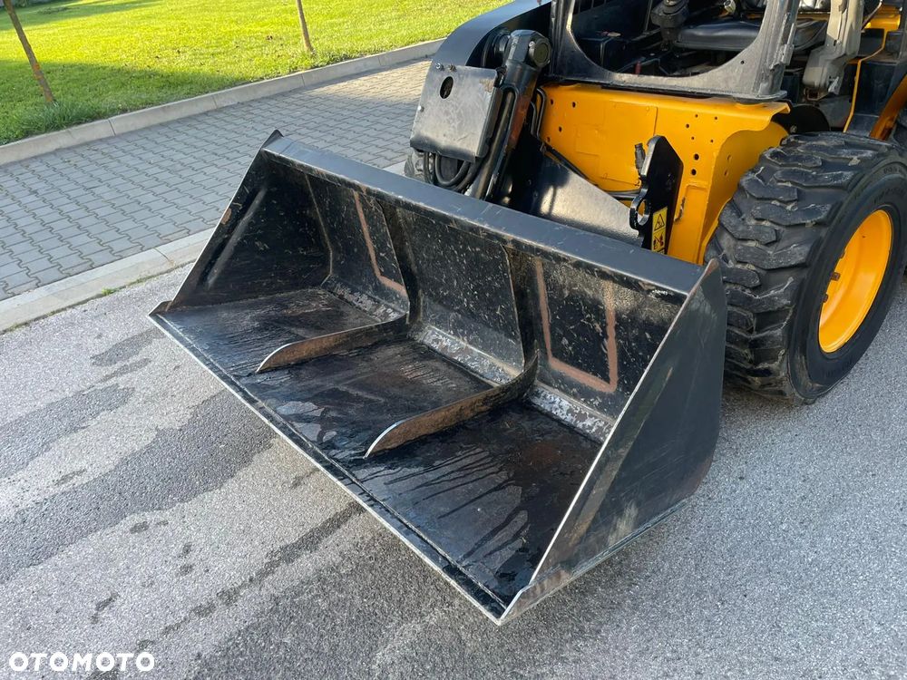 JCB Robot 1110 94 km - 14