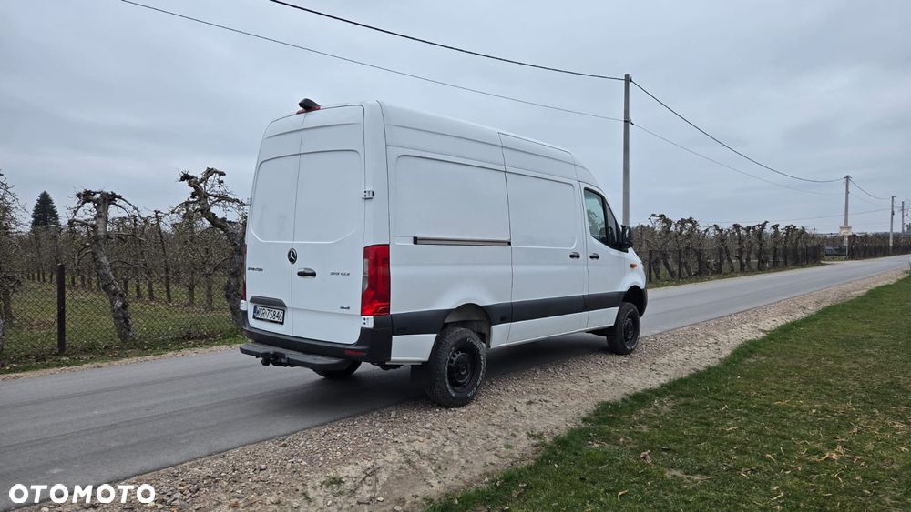 Mercedes-Benz SPRINTER - 5