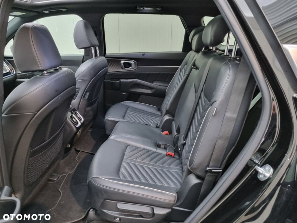 Kia Sorento - 7