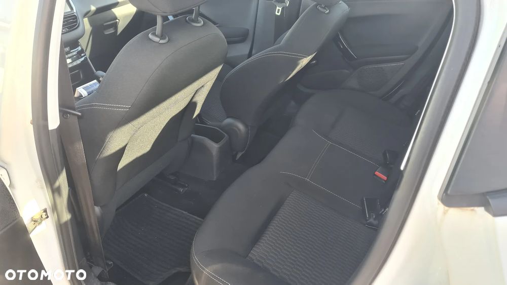 Peugeot 208 1.6 BlueHDi Active - 8