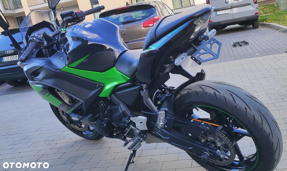 Kawasaki Ninja - 5