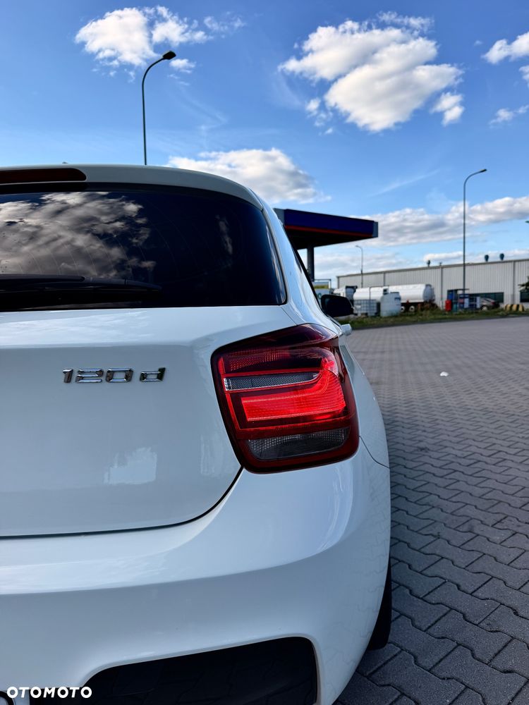 BMW Seria 1 120d Sport Line - 7