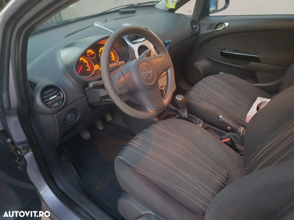 Opel Corsa 1.2i Enjoy - 6