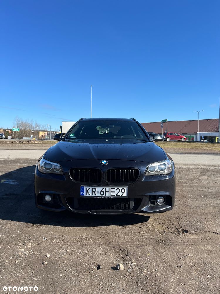 BMW Seria 5 520d xDrive - 4