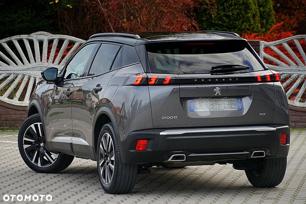 Peugeot 2008 PureTech 130 EAT8 GT - 15