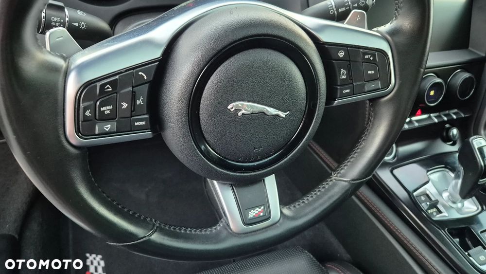 Jaguar F-Type 2.0 Turbo R-Dynamic Black - 20