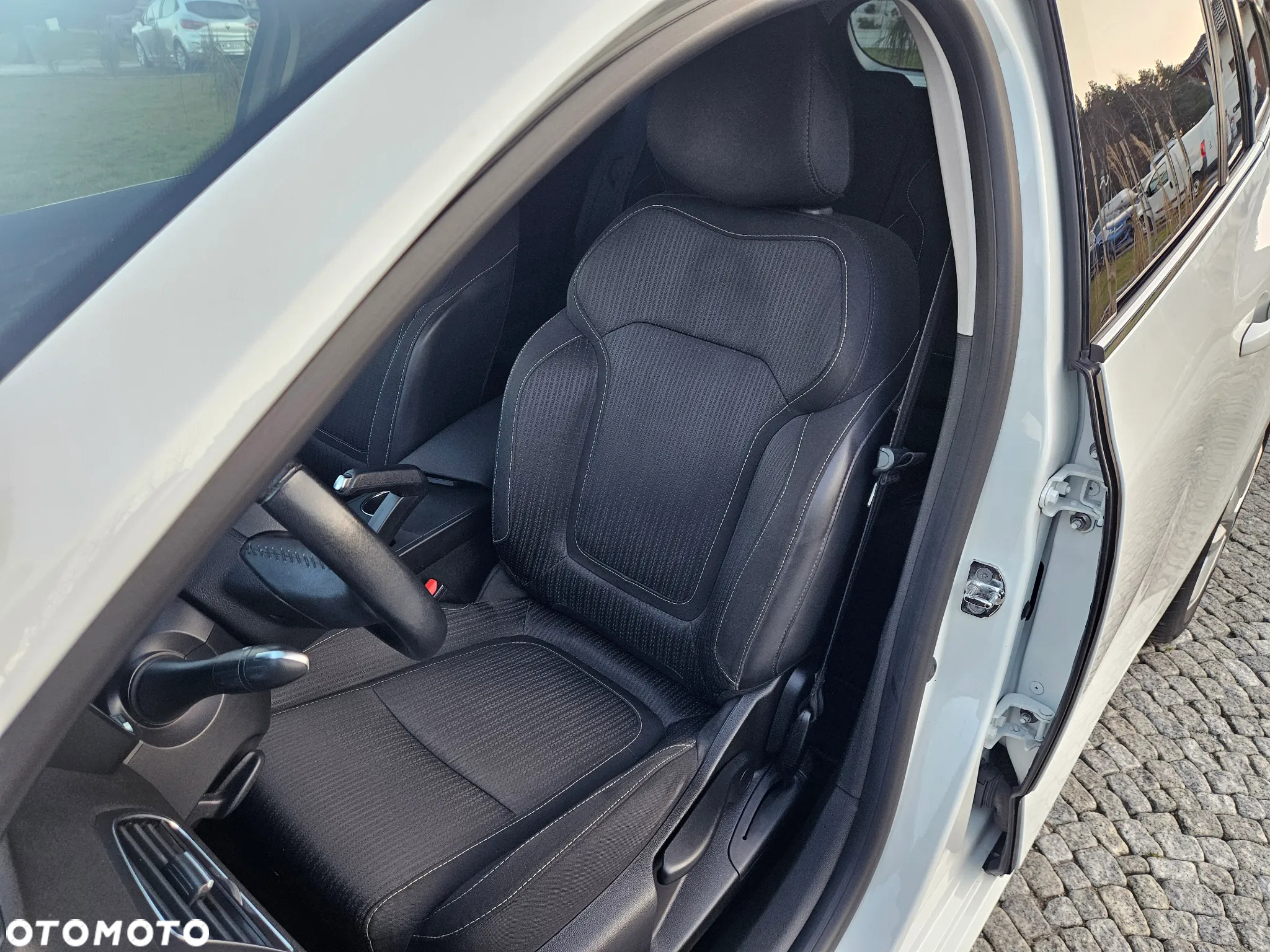 Renault Megane 1.5 dCi Zen - 11