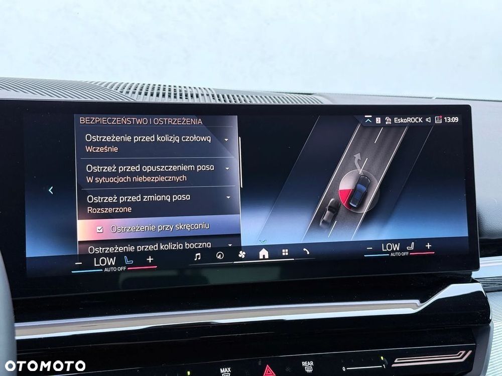 BMW Seria 5 540d xDrive mHEV - 30