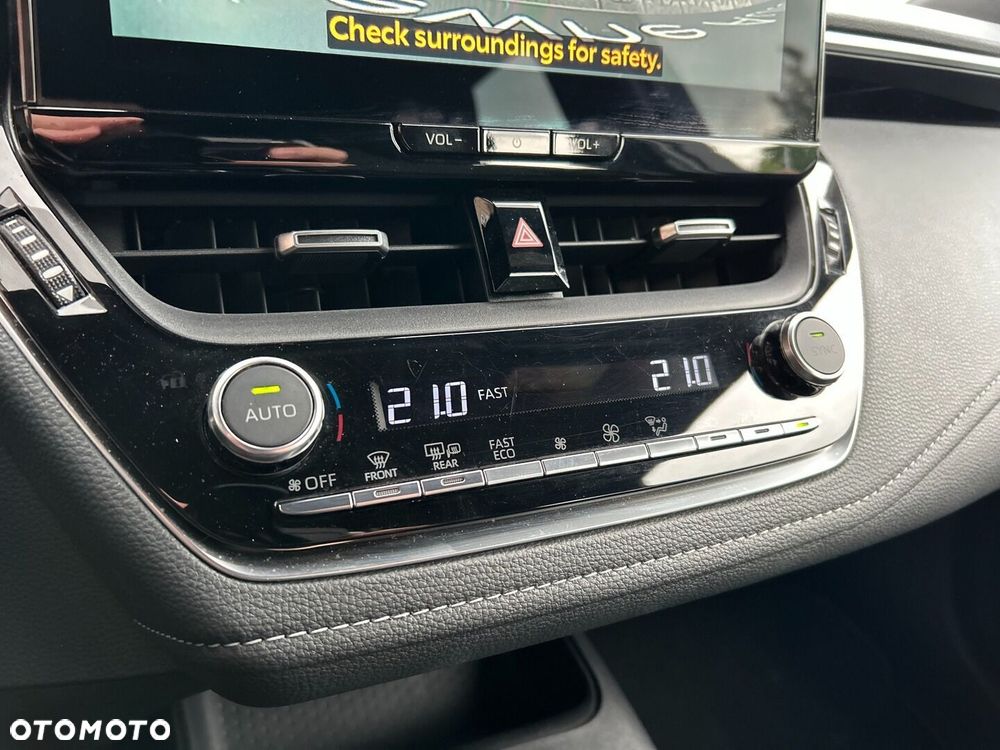 Toyota Corolla 1.8 Hybrid Comfort - 19