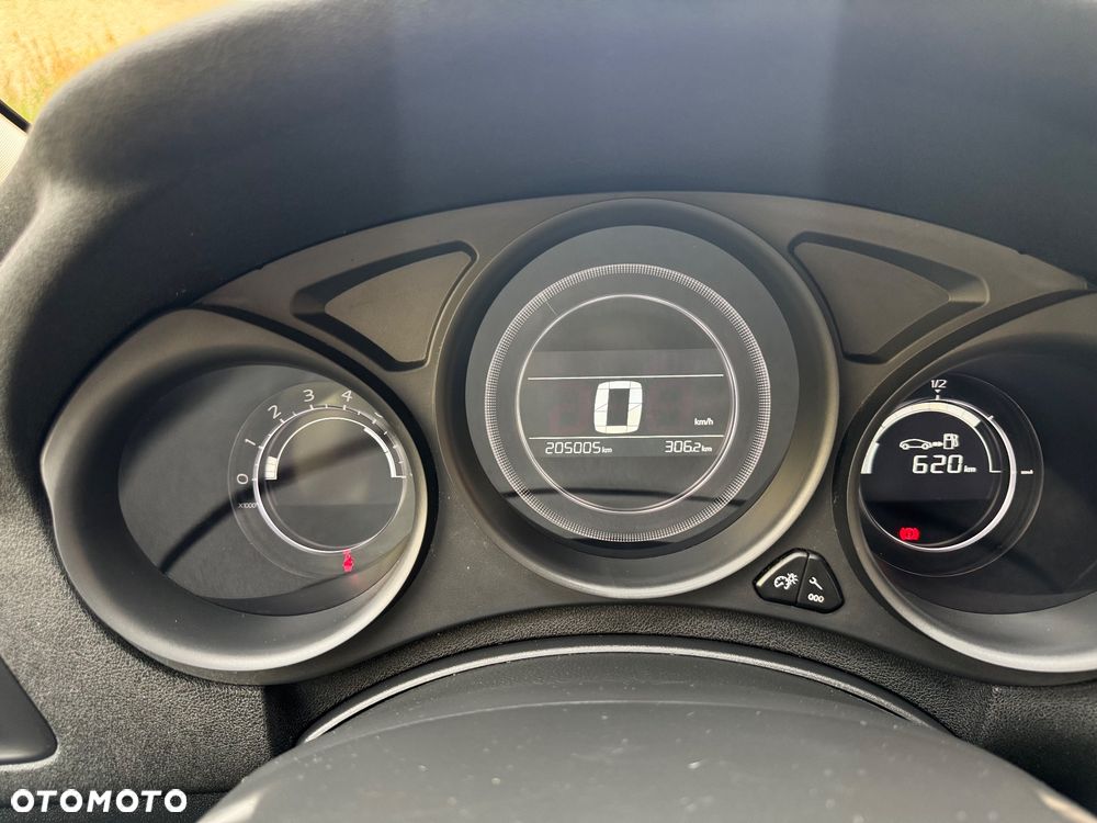 Citroën C4 BlueHDi 120 Stop&Start Shine - 23
